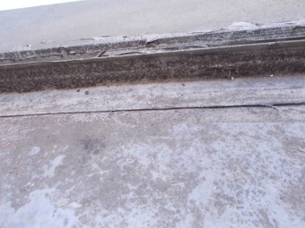 捨て谷雨押え板金