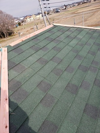 棟板金の貫板施工