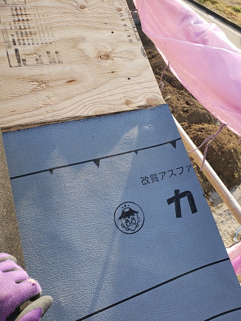 ルーフィング仮留め20181127