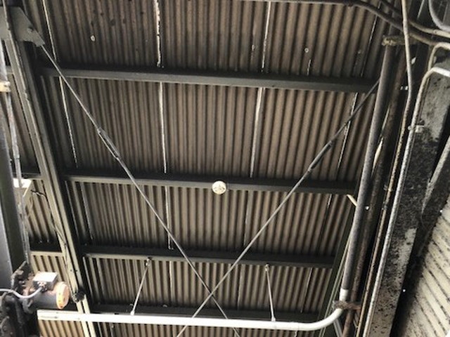 太田市の工場で劣化したスレート波板屋根の張り替えを無料見積り