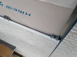 金具留めを使った外壁